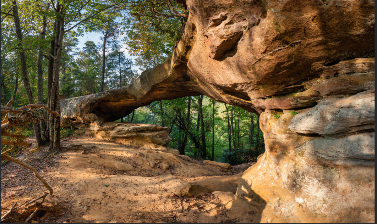 Sandstone arch in the Red River Gorge geological area